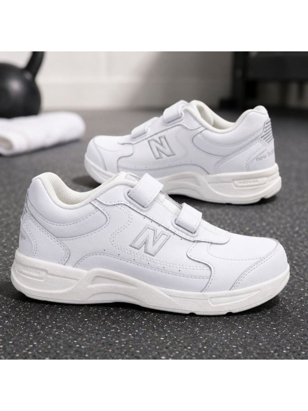 New Balance Womens 7.5 B Narrow Shoes White Walking WW576VW USA Made Sneakers
